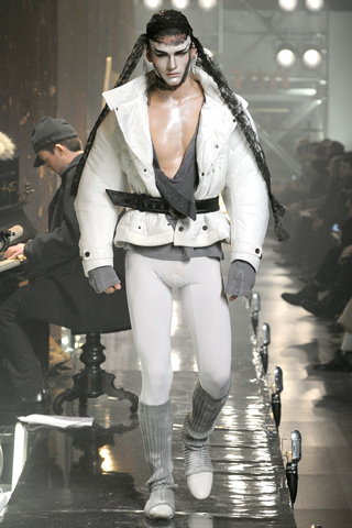 John Galliano / - 2011-2012